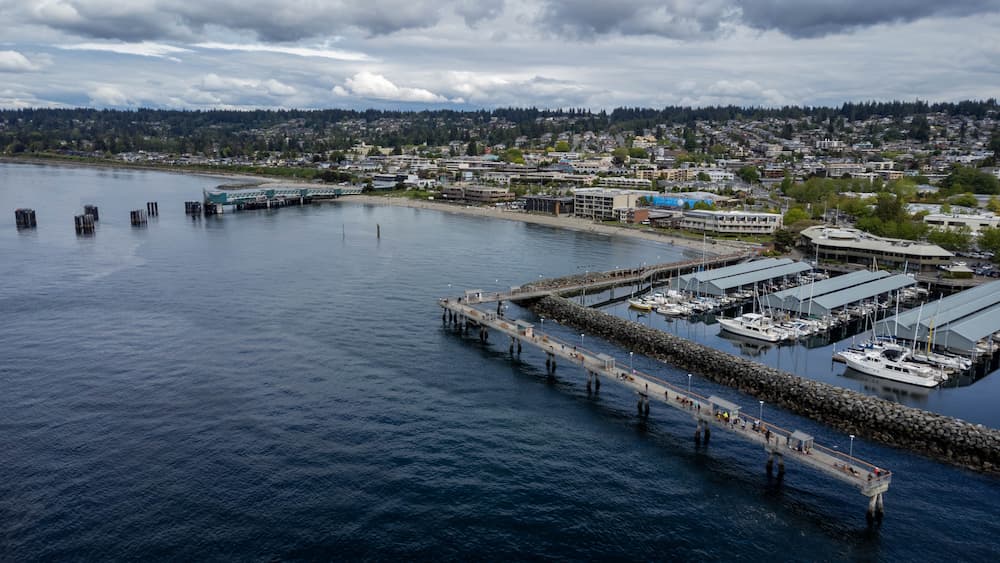 Edmonds by the water