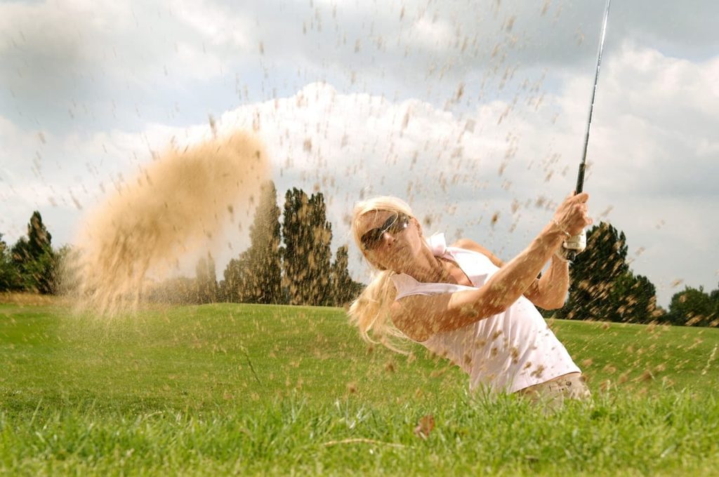 the municipal golf course is one of the fun things to do lynnwood Washington
